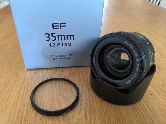 Canon EF 35mm f/2 IS USM -objektiivi