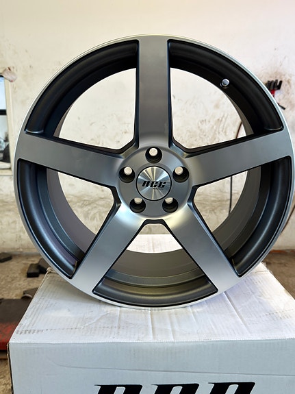 Outlet! - 17" ACC Vulcan alumiinivanteet