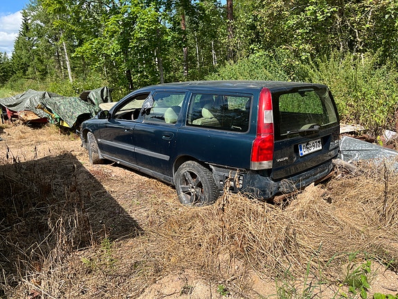 Volvo v70 2.4T manuaali vm2000 osina