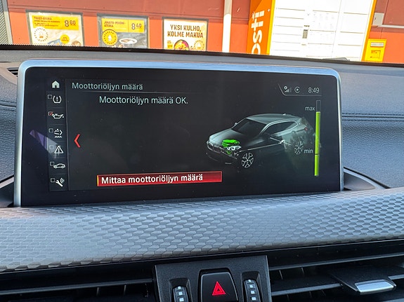 BMW navigointijärjestelmä / iDrive näyttö