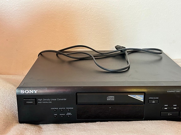 Sony CDP-M205 CD-soitin