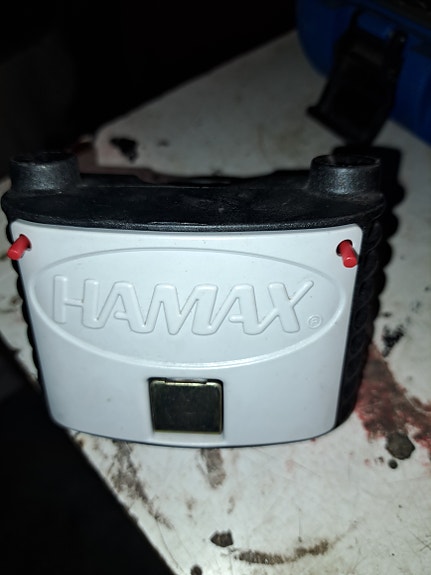 Hamax kiinnike
