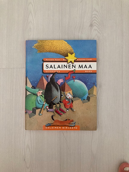 Salainen maa esiopetuskirja