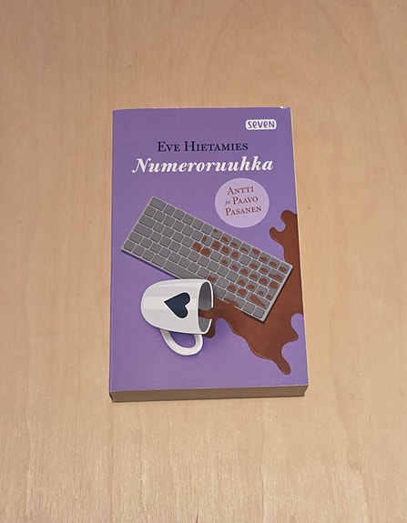Numeroruuhka, Eve Hietamies