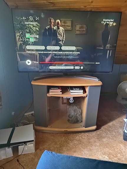 Pro design tv taso pyörillä