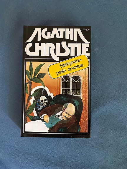 Agatha Christie Särkyneen peilin arvoitus