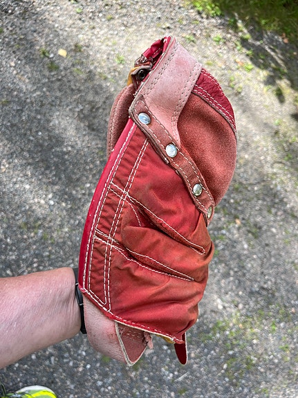 Vintage pesäpalloräpylä vasempaan käteen