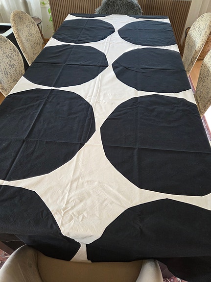 Marimekko pöytäliina Isot Kivet