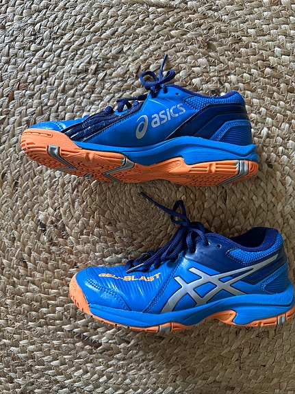 Asics Gel-Blast lasten sisäpelikengät koko 33 sininen oranssi unisex