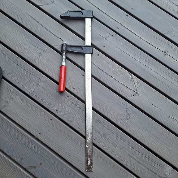 Ruuvipuristin,  80×500mm