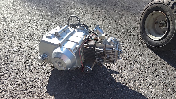 Monkey-type 50cc automaattikone