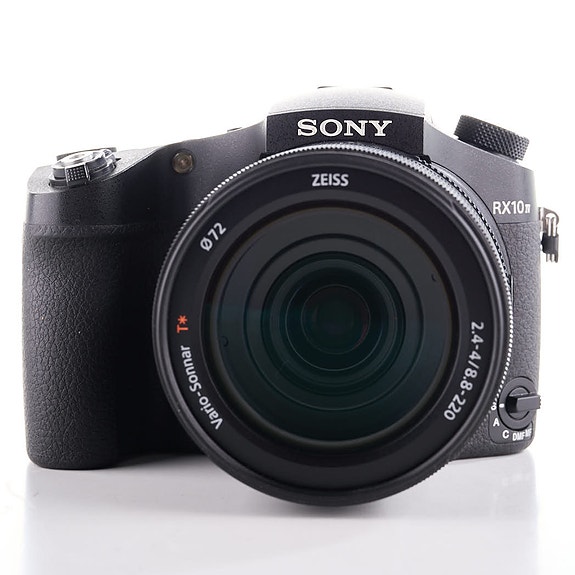 Sony RX10 Mark IV -kamera (käytetty)