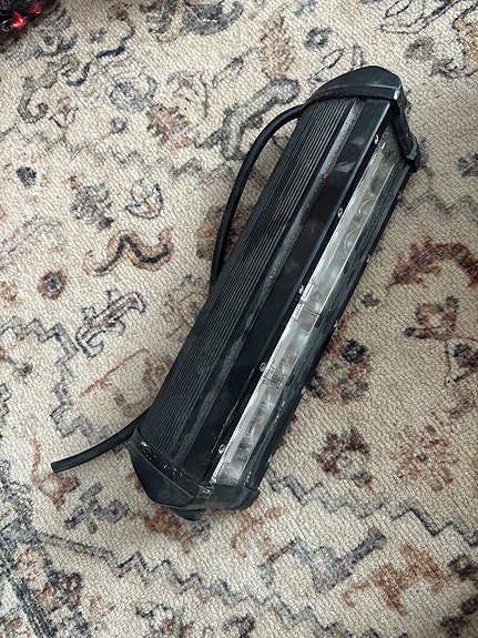 LED-lisävalo autoon