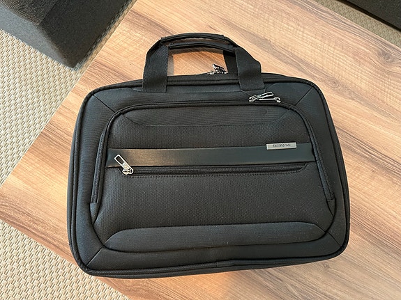 Samsonite Vectura Evo 15,6" laukku kannettavalle tietokoneelle