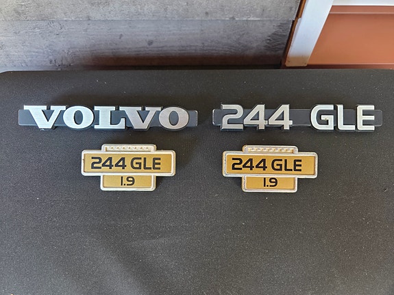 Volvo 244 GLE 1.9 merkit