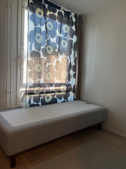 Harmaa Sänky 90x200
