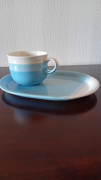 Kultakeramiikan aamiaissetti