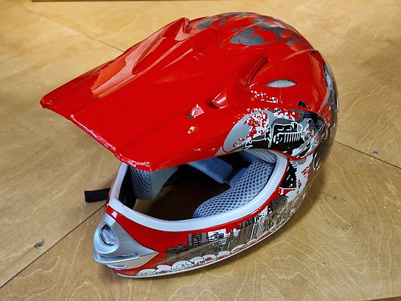 Punainen lasten crossikypärä M (53–54 cm)