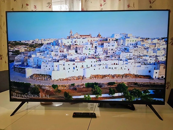 SAMSUNG 40 4K UHD SMART TV 2022