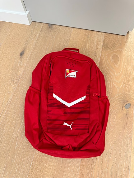 Puma Scuderia Ferrari -reppu, punainen