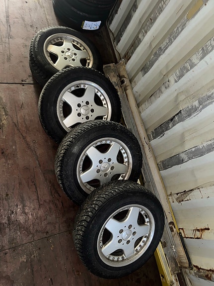 Mercedes Benz 15” alkuperäiset alumiinivanteet