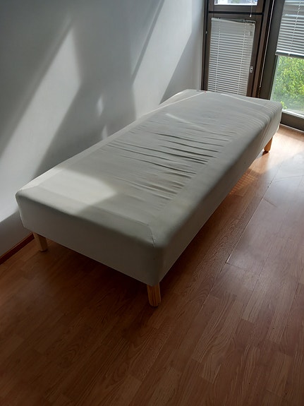 Snarum sänky 90cm leveä
