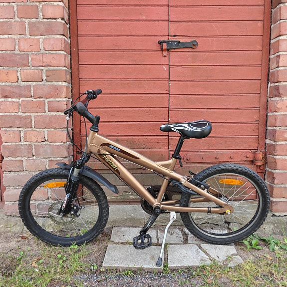 Hieno Helkama Yoker 20" lasten polkupyörä