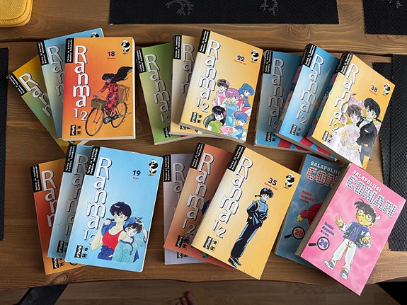 Ranma ½ manga -sarjakuvakirjoja useita osia