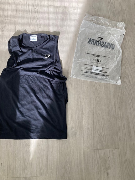 Gymshark miesten hihaton paita XS musta