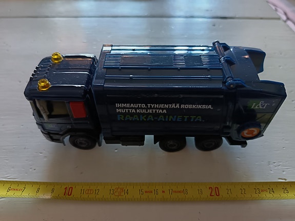 Roska-auto Lassila& Tikanoja