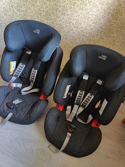 2 kpl britax römer istuimia