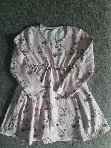Metsola 110 116 mekko pinkki yksisarvinen