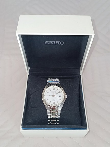 Seiko Solar 100M miesten rannekello 2013 UUSI