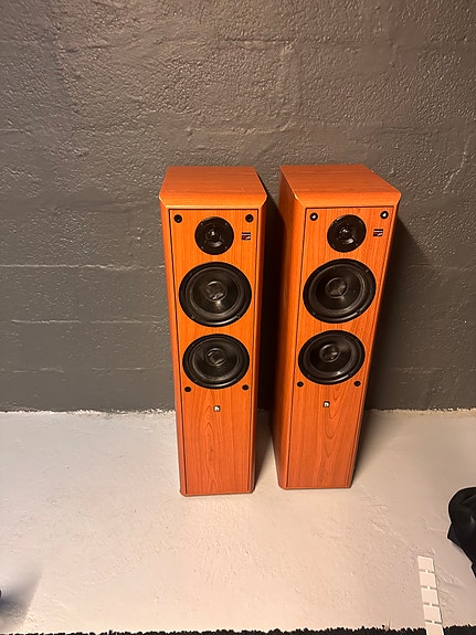 Audio Pro Stage 5.1 lattiakaiuttimet