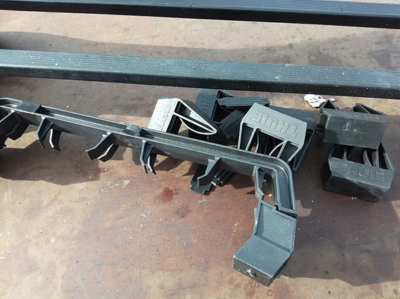 Saab 9000 Thule kattotelineet