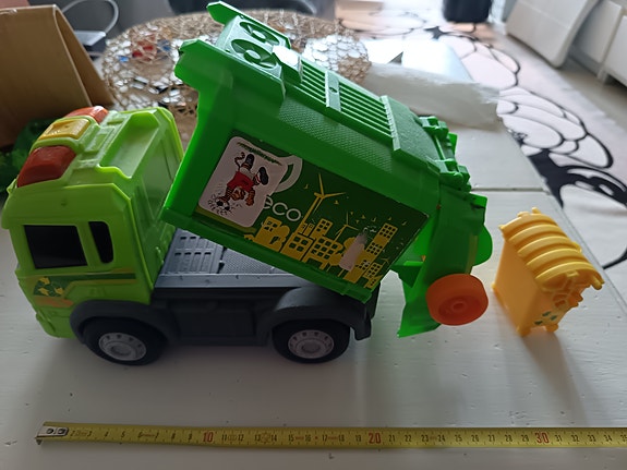 Roska-auto