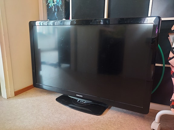 Philips 37PFL5604H/12 LCD-televisio 37" musta