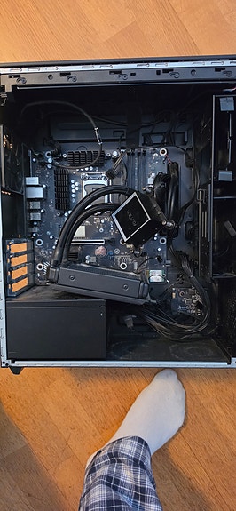 HP Omen ATX tietokonekotelo musta +emolevy + power