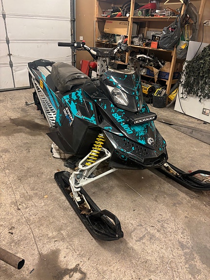 Skidoo renegade 2008 600 osina