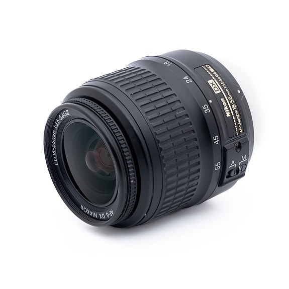 Nikon AF-S Nikkor 18-55mm f/3.5-5.6 G II DX – Käytetty