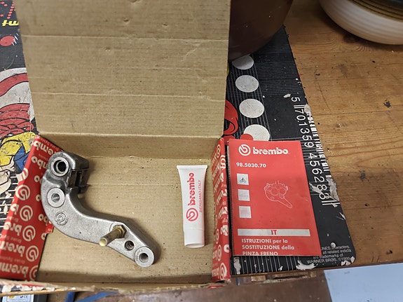 Brembo jarrusatulan kannatin 320 mm (KTM EXC 450))