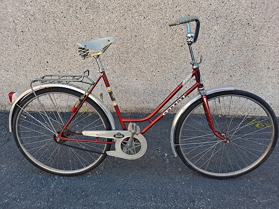 Monark mummopyörä 28"
