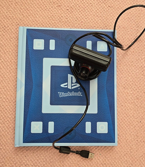 PlayStation Wonderbook ja Eye kamera