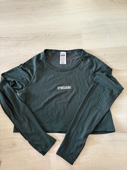 Gymshark treenipaita M