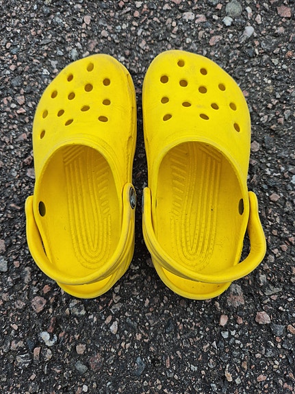 Crocs sandaalit