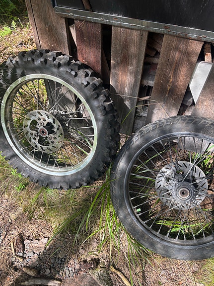 Enduro renkaat
