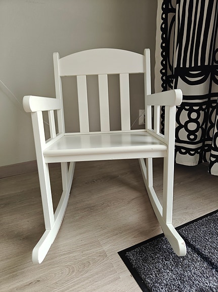 Ikea sundvik lasten keinutuoli