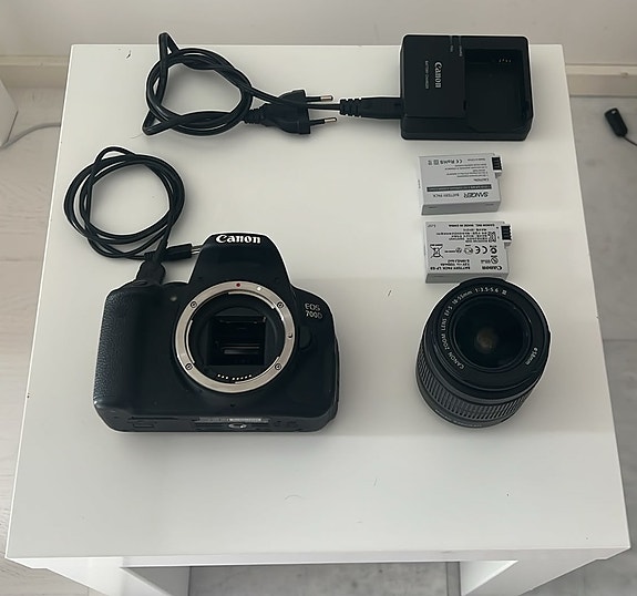 Canon EOS 700D + 18-55mm – 2 akkua & laturi, valmis paketti
