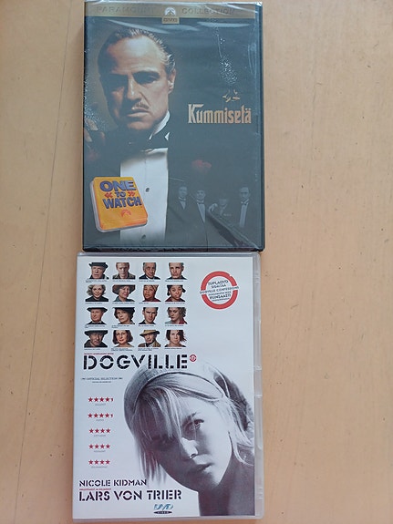 Kummisetä ja Dogville DVD:t