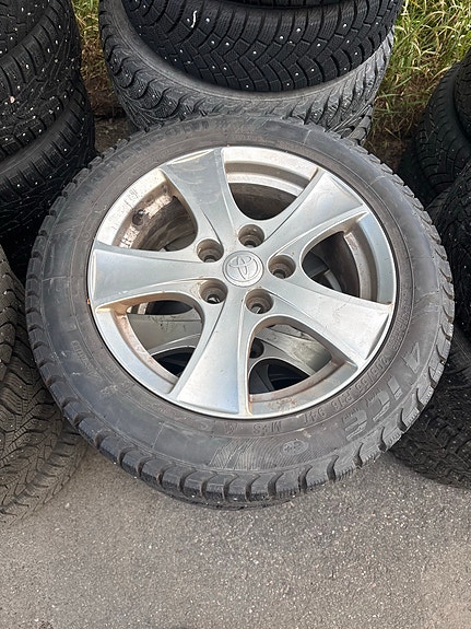 Avensis alumiinivanteet
